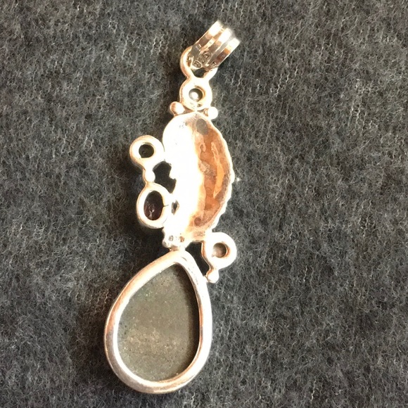 Multi Stoned Winged Pendant - Picture 2 of 7